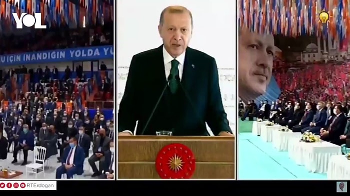 Erdoğan'dan Kendisini Dinleyen Kalabalığa Tepki: 'Eskiden Salonlar Alkışlarla İnlerdi'