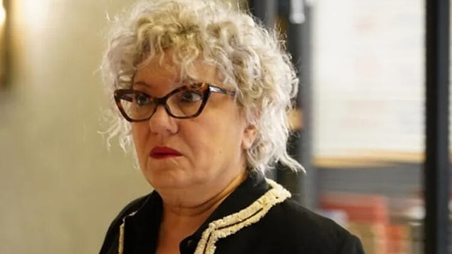 18. Ayşenil Şamlıoğlu