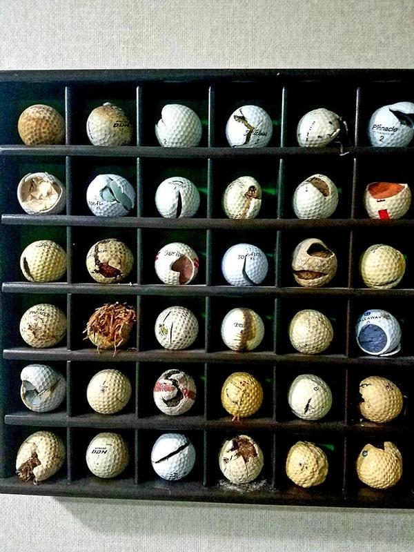 19. "87 yaşındaki babamın 'çirkin' golf topları koleksiyonu."