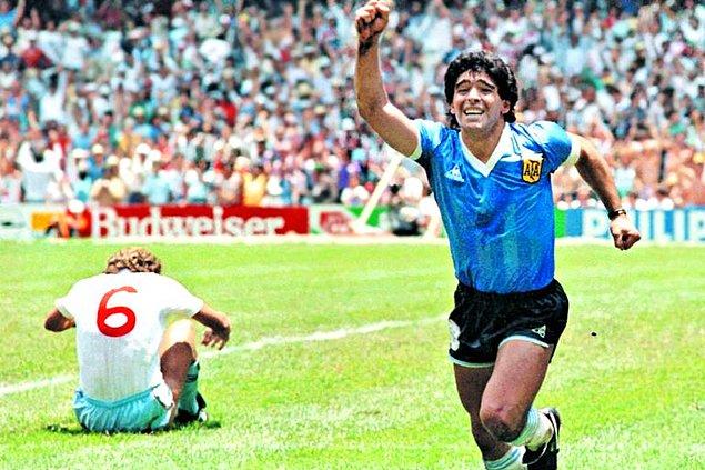 Maradona, milli takım formasıyla 91 maça çıkarken, 34 gol attı.