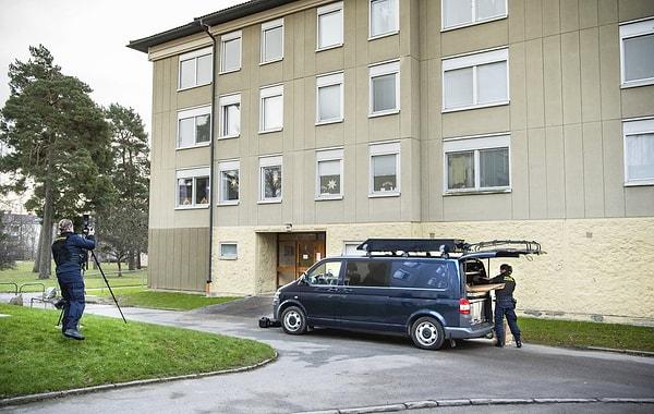 Geçtiğimiz günlerde Stockholm'de, polis memurlarına gelen '28 yıldır çocuğunu tutsak ediyor' ihbarının ardından 70 yaşlarındaki şüpheli kadının evine gidildi.