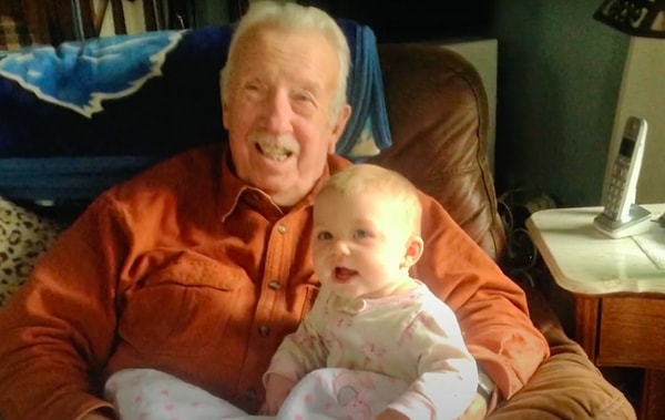 Семья и близкие пары, скончавшейся за два дня до Дня Благодарения, должны были провести этот особенный день без них ...