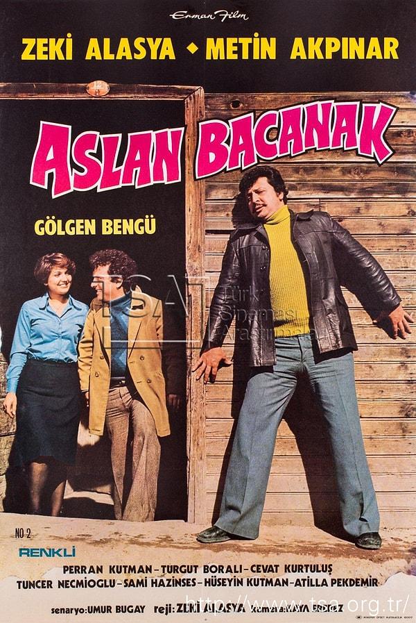 1977 senesine geldiğimizde ise Zeki Alasya ve Metin Akpınar'ın başrolü paylaştığı "Aslan Bacanak" filminde de Zeynep rolüne hayat vermiş.