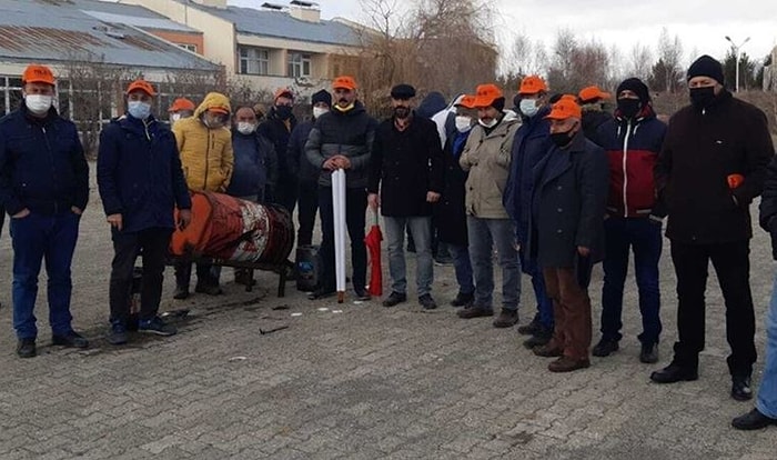 Yasak Olmasına Rağmen 57 Kişinin İşine Son Verildi: 'Bırakın Özel Sektörü Devlet Kurumundan İşçi Çıkarılıyor'