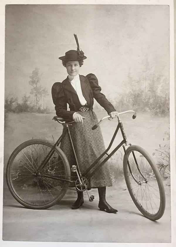 Ancak beklenen olmadı. Kadınlar bisiklette ısrarcıydı.