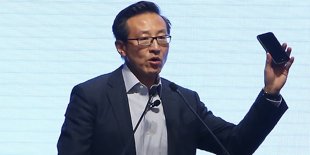 10. Joseph Tsai