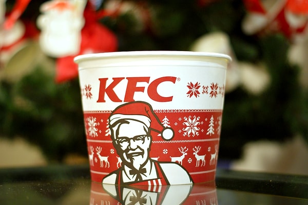 4. Жители какой страны по традиции лакомятся фастфудом из KFC на Рождество?