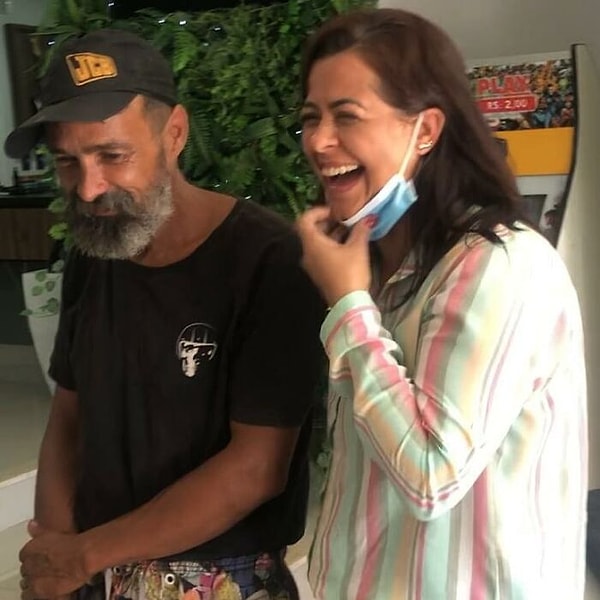 «Его сестра Мария Коэльо поспешила, увидев фотографии. Она живет в Бразилиа, округ Колумбия, и 10 лет ждала новостей о нем. Она даже думала, что он мертв».