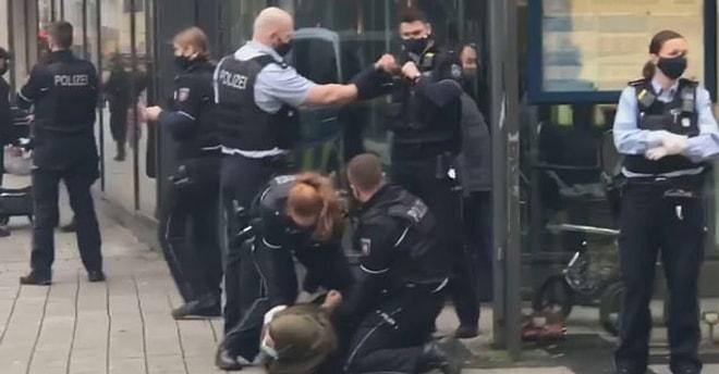 Almanya'da Başörtülü Kadın, Maske Takmadığı Gerekçesiyle Polisin Sert Müdahalesi ile Karşılaştı