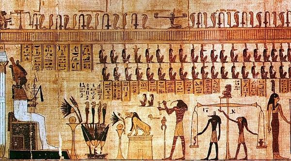18. Eski Mısır'da sineklerin Firavun'u rahatsız etmemesi için tüm kölelerin vücudu balla kaplanıyordu.