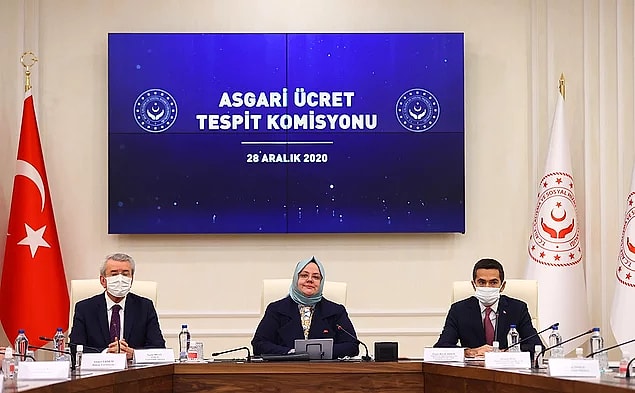 Günlerdir açıklanması beklenen haber geldi. Aile, Çalışma ve Sosyal Hizmetler Bakanı Zehra Zümrüt Selçuk asgari ücretin %21.56 arttığını açıkladı.