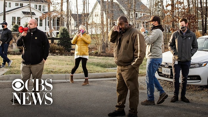 Pandemi Boyunca Çalışan ve Kargoları Sahiplerine Teslim Eden Adama Mahalleliden Duygulandıran Sürpriz