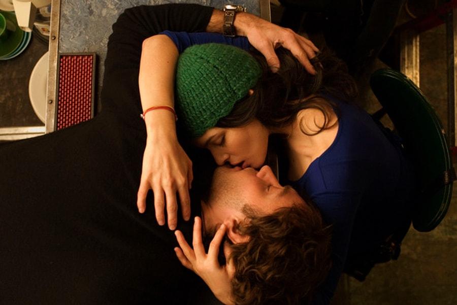 Birbirlerine Deliler Gibi Aşık Çiftlerin Mutlaka İzlemesi Gereken Samimi 16 Aşk Filmi 