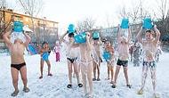 Сибирские дети каждое утро обливают себя ведрами ледяной воды в рамках учебной программы, чтобы защититься от инфекций
