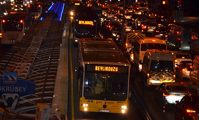 Metrobüs Kodları Tarih Oldu: Sadece Yön Yazacak