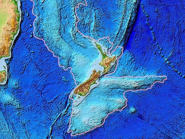 Bilim insanları 2017'de 8. kıtanın varlığını onayladı ve Yeni Zelanda yakınlarında bulunan kıtaya "Zelandiya" adını verdi.