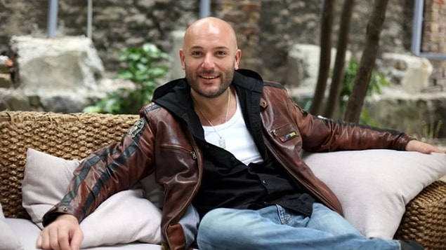 50 M2 Dizisinin Otoparkçı Mesut'u Tolga Tekin Kimdir?