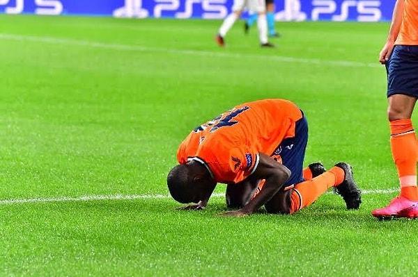 58. dakikada Medipol Başakşehir kazandığı penaltı atışını Demba Ba ile gole çevirdi ve maçta eşitliği sağladı.