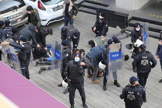 "Gezi çıkarmak isteyenlerin tuzağına gençlerimizi düşürmeyiz"