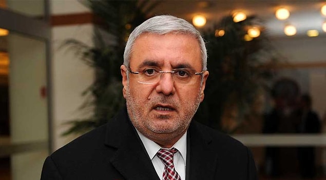 5. Sevimliliği ve pozitif duruşuyla öğrencilerin okula neşeyle gelmesini sağlayacak Mehmet Metiner