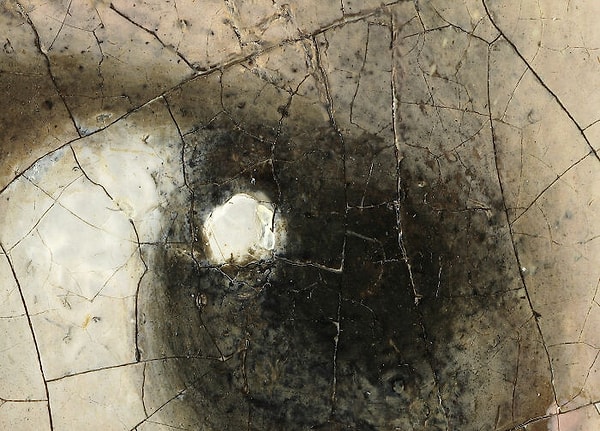 А вот детали глаза девушки