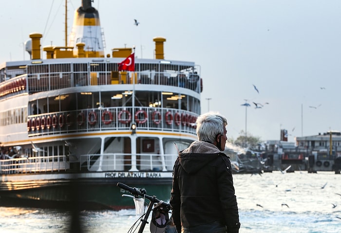 İstanbul'u Terk Etmek Zorunda Kalanlar Anlatıyor: 'Geçim Şartları Zor, Taşınmaya Mecburuz'