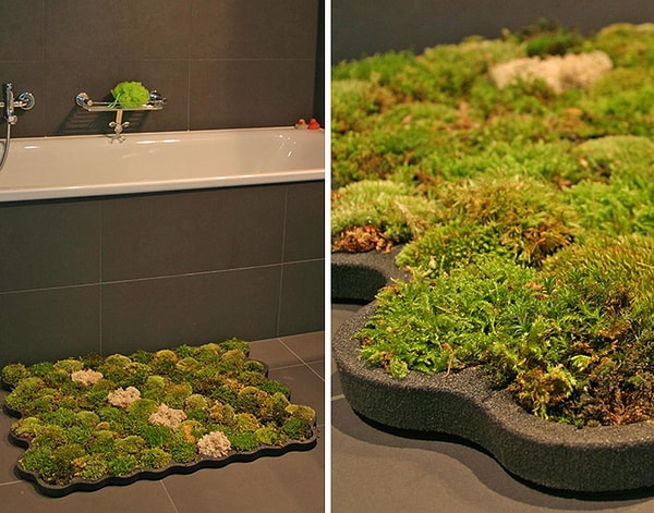 Некоторые художники решили использовать естественный подход, например, этот очаровательный коврик из мха для ванной комнаты.