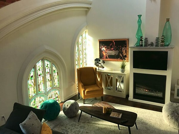 10. Любимое место моей подруги в квартире для чтения