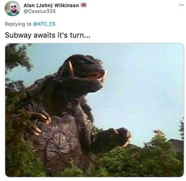 "Subway sırasını bekliyor"