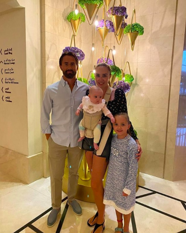Instagram hikayelerinde, Serena'nın ablası Sophia'yı dünyaya getirdiği zaman İngiltere'de fazla sütünü bağışladığını belirtti.