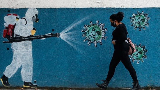 Sağlık Bakanı Koca, Vaka Sayısının En Çok Arttığı ve Azaldığı İlleri Açıkladı