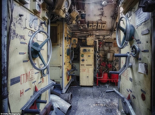 B-143 была построена в 1960 году, прослужила 31 год и должна был нести ядерную торпеду «в качестве крайнего средства».