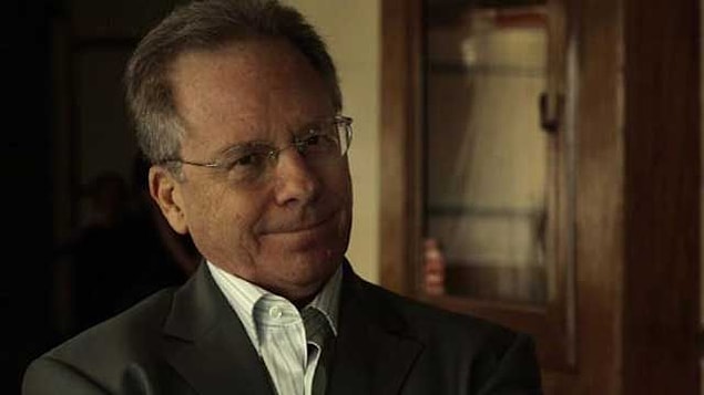 Bunun üzerine Dr. Barry Taff, meslektaşı Kerry Gaynor ile Doris'in evine gider ve Doris onlara 3 farklı görünmeyen varlık tarafından saldırıya uğradığını söyler.