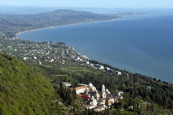 Gürcistan'ın en batı ucunda yer alan Abhazya, sadece birkaç ülke tarafından tanınıyor.