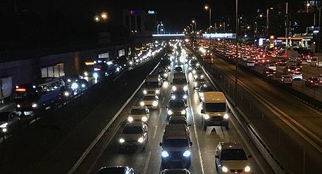 İstanbul'da Kritik Eşik Aşıldı: Trafik Artık Tüm Gün Sıkışık