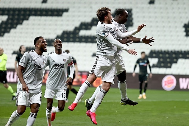 Ligdeki bay haftasını tamamlayan Beşiktaş, 27. haftada Yukatel Denizlispor'u Vodafone Park'ta 3-0 mağlup ederek puanını 54'e yükseltti.