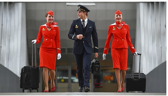 Как выглядит униформа бортпроводников ведущих авиакомпаний России (ФОТО)