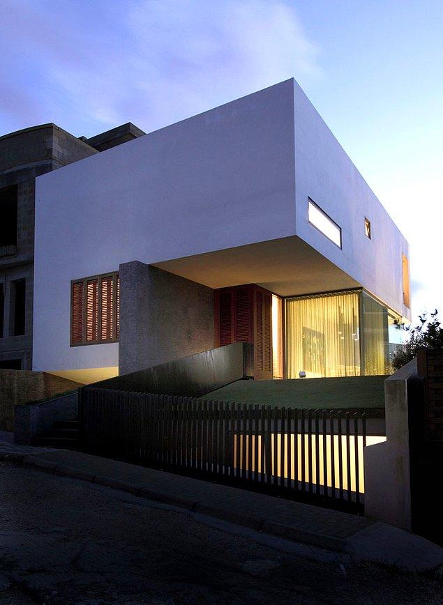 14. Minimalizmi şık dokunuşlarla buluşturan bu ev, Malta'da yer alıyor.