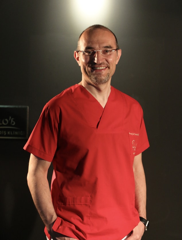 Prof. Dr. Tancan UYSAL - Ortodonti Uzmanı, Şeffaf Plak Uygulayıcısı