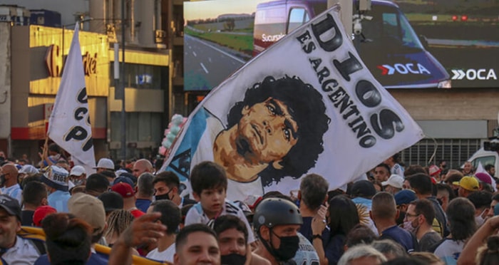 Arjantin'de Maradona Eylemleri: 'Öldürüldüğü' İddiasıyla Sokaklara Döküldüler