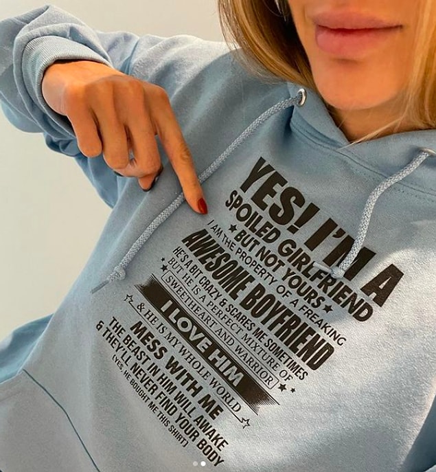 13. Şeyma Subaşı, giydiği bu sweatshirt ile çok tepki çekti!
