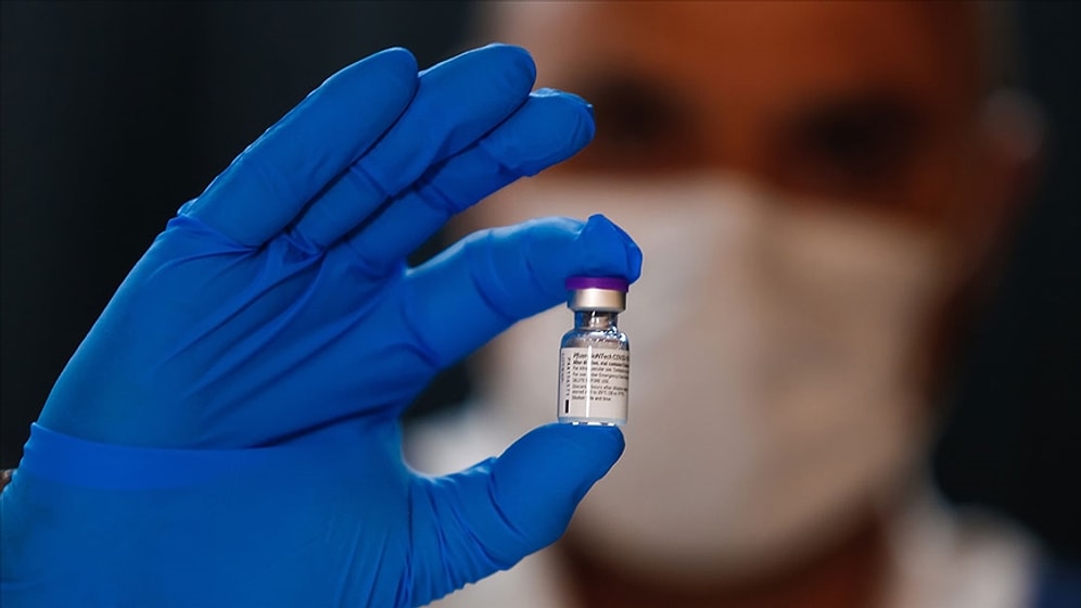 Koca: 'Biontech Aşısının Testlerde Kullanılacak 5 Bin 800 Dozu Geldi'