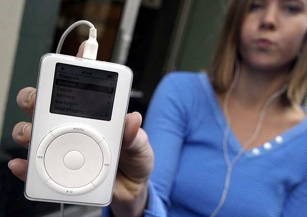 18. Качали музыку в интернете, формируя плей-листы