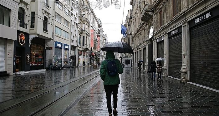 İstanbul'da Gün Boyu Yağış Bekleniyor: 35 İl İçin Turuncu Kodlu Uyarı Verildi