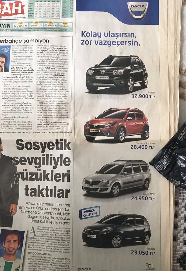 Oluk oluk gözyaşım akıyor şu an... :(