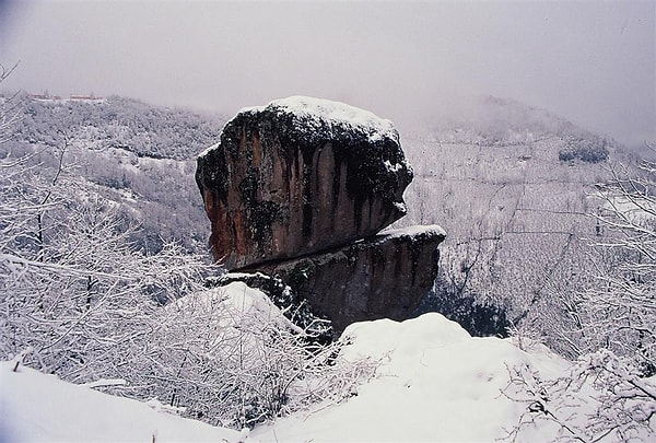 Gelinkayası