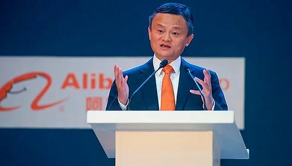 Bütün zorluklardan sonra Jack Ma 1995 yılında bir proje için Amerika'ya gitmiştir.