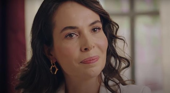 Kırmızı Oda "Nihal" Esra Ronabar? Esra Ronabar Kaç Yaşında ve Nereli?