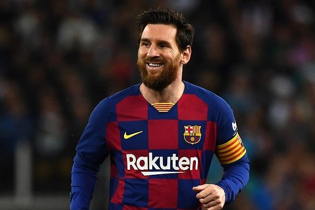 Dünyaca ünlü futbol efsanesi Lionel Messi'yi tanımayanınız yoktur...