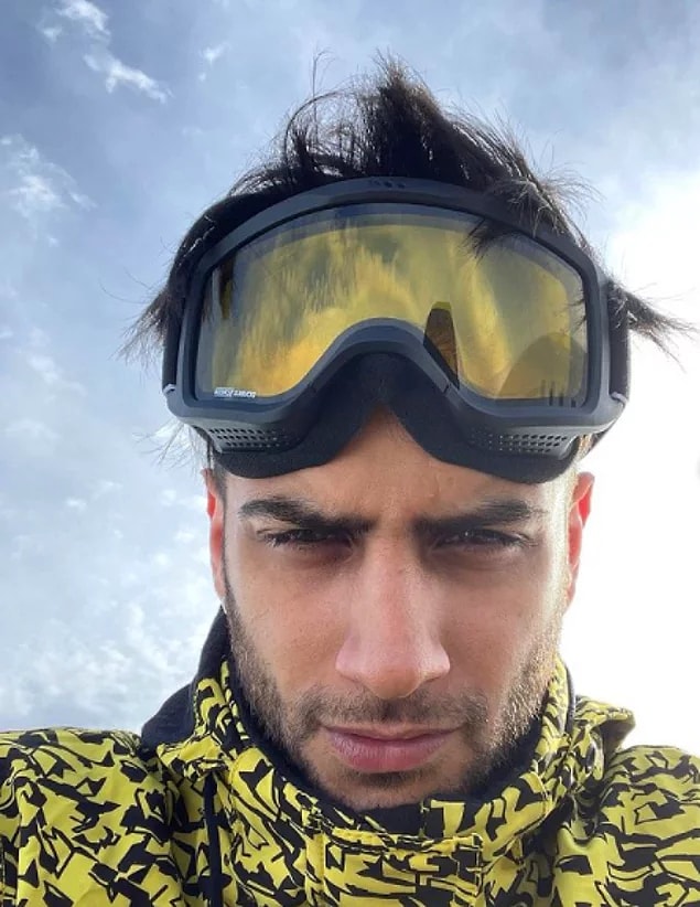 2. Reynmen olarak hayatımıza giren Yusuf Aktaş'ın Instagram fenomeni Betulily ile yeni bir aşka yelken açtığı iddia edildi.